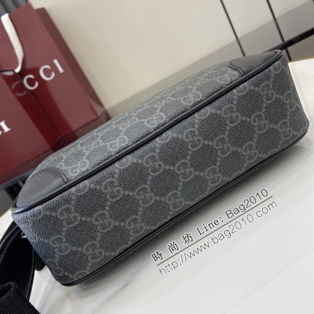 Gucci專櫃古馳最新款Emblem男士旅行系列斜挎包肩背包 jh2584型號：821216